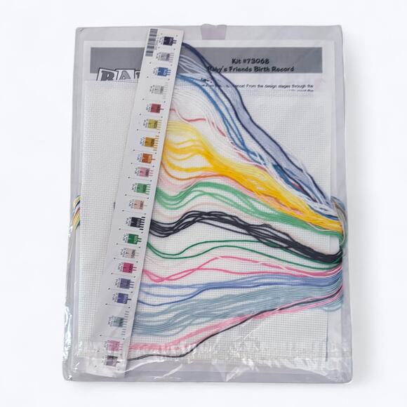 VTG Y2K Dimensions BabyHugs Baby's Friends Birth Cross Stitch Kit SEALED 18"x12" - Picture 3 of 3